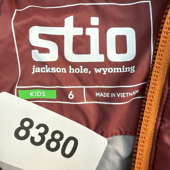 Stio Puffer Jacket Kids 6 Red Orange Zip Jackson Hole Wyoming $149 - Picture 11 of 11